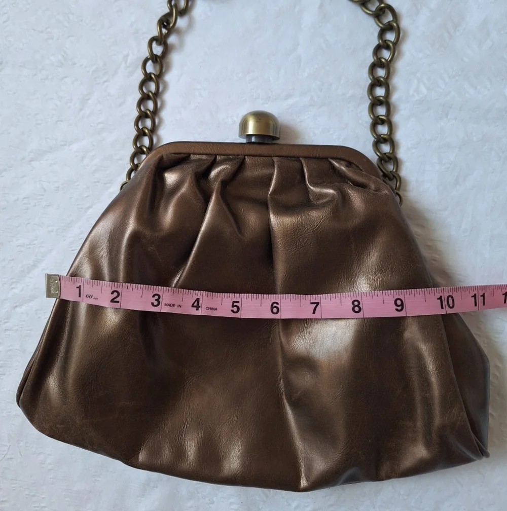 Chic Brown Shoulder Bag